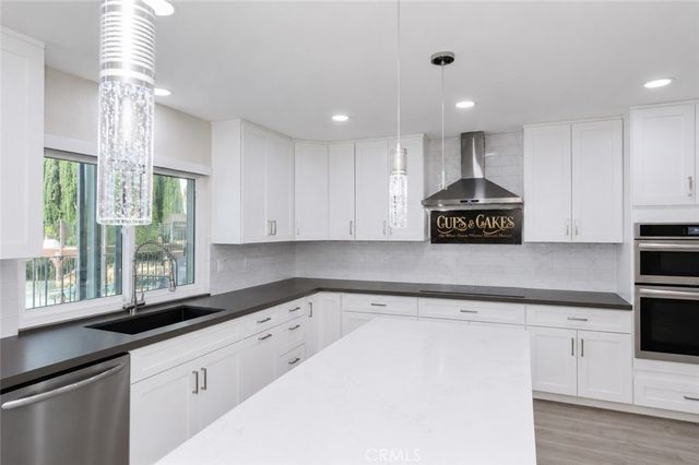 22706 Lighthouse, Canyon Lake, CA 92587