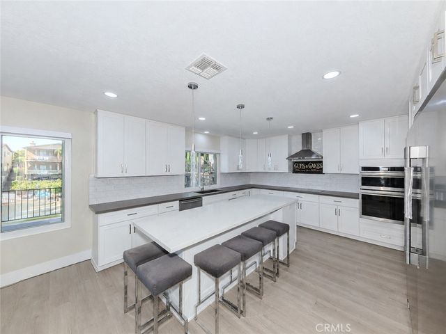22706 Lighthouse, Canyon Lake, CA 92587