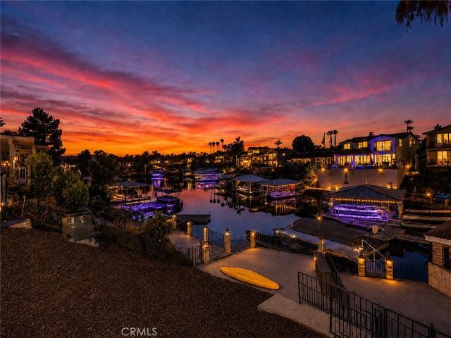 22706 Lighthouse, Canyon Lake, CA 92587