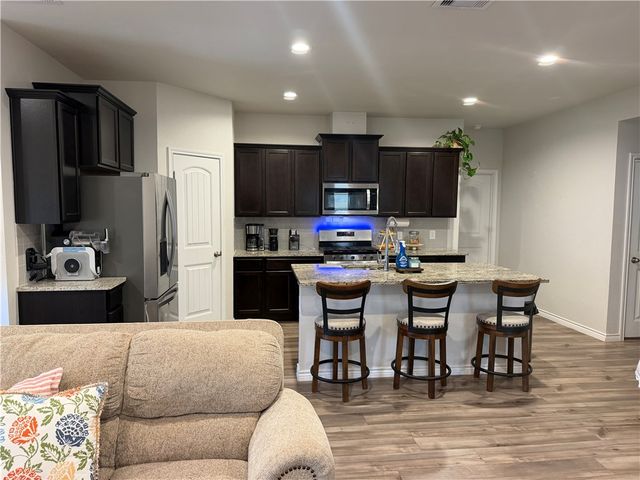7734 Bullrider Dr, Corpus Christi, TX 78414