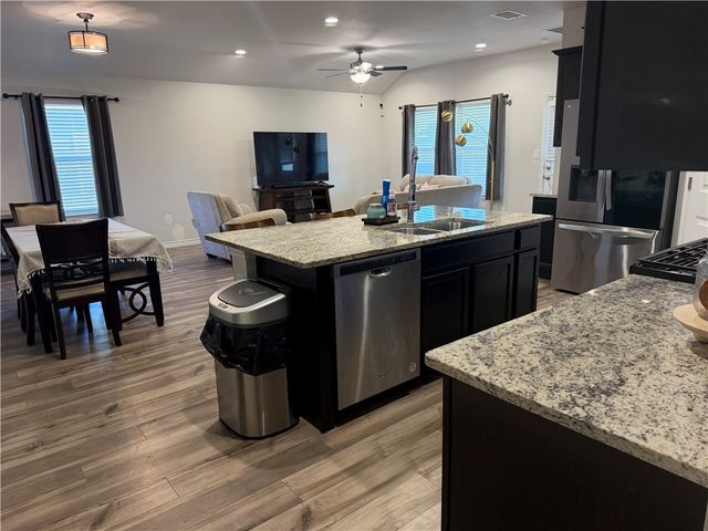 7734 Bullrider Dr, Corpus Christi, TX 78414