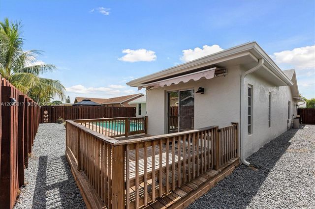 2331 NW 110th Terrace, Sunrise, FL 33322