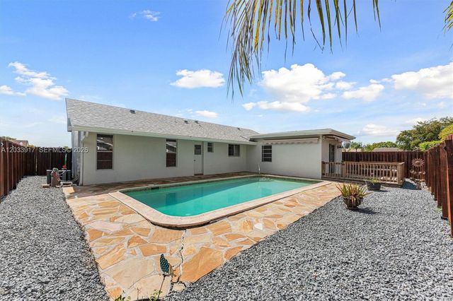 2331 NW 110th Terrace, Sunrise, FL 33322