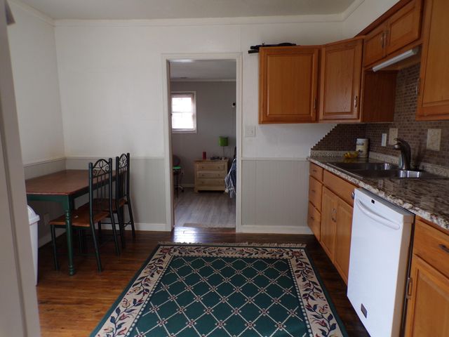 1005 S 3rd Street, Ozark, MO 65721