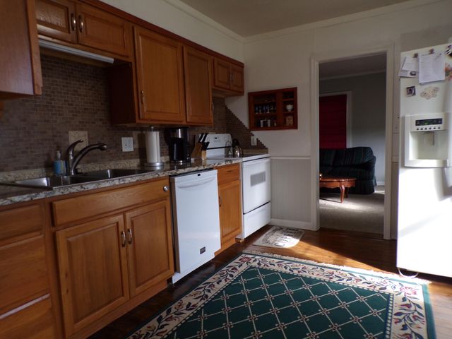 1005 S 3rd Street, Ozark, MO 65721