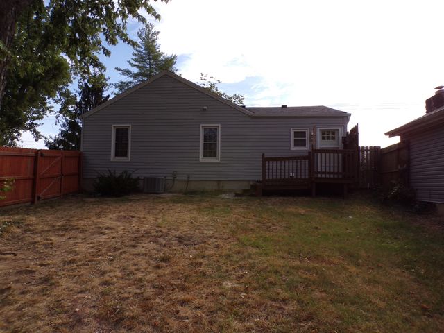 1005 S 3rd Street, Ozark, MO 65721
