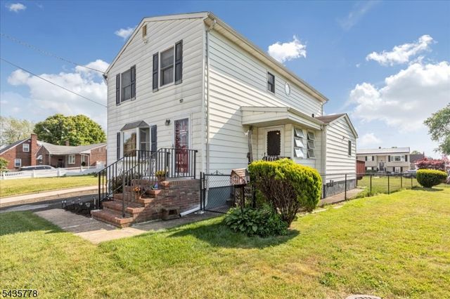 61 Beech St, Woodbridge Twp., NJ 08863