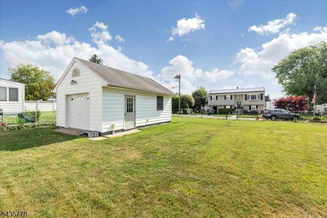 61 Beech St, Woodbridge Twp., NJ 08863