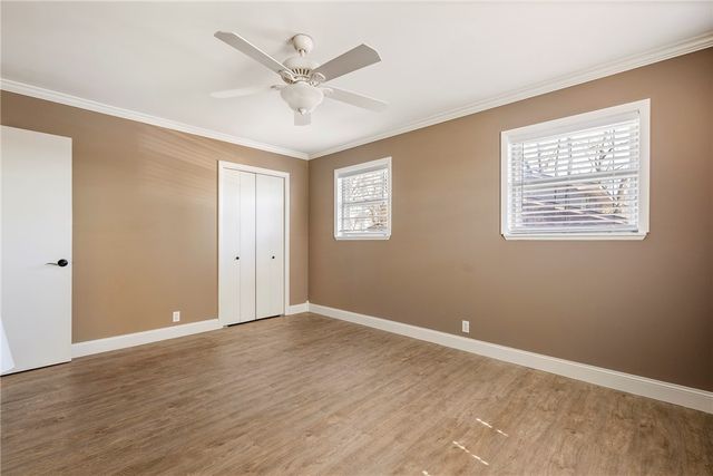 500 Lake Road, Springdale, AR 72764