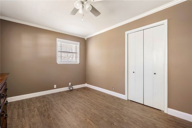 500 Lake Road, Springdale, AR 72764