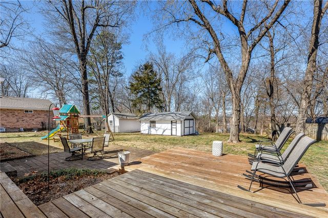 500 Lake Road, Springdale, AR 72764