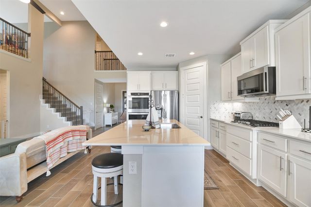 2628 Friendship Lane, Friendswood, TX 77546