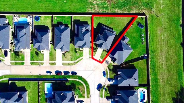 2628 Friendship Lane, Friendswood, TX 77546