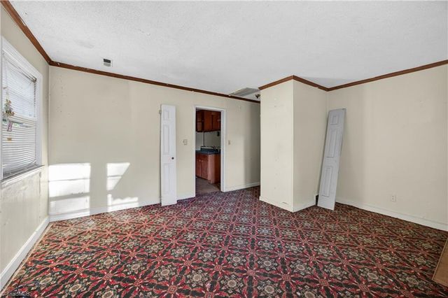 1213 Lolly Lane, Greensboro, NC 27405