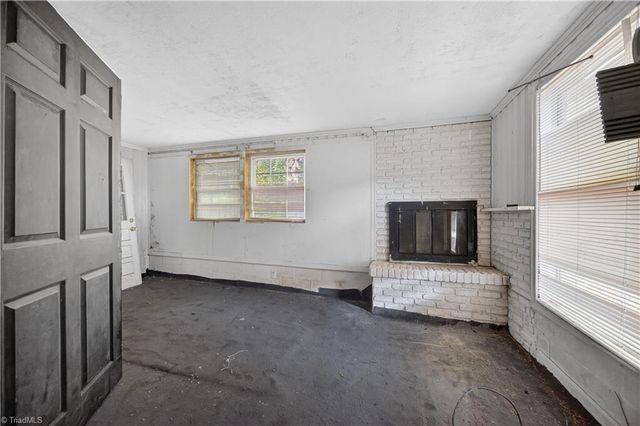 1213 Lolly Lane, Greensboro, NC 27405