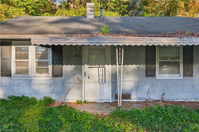 1213 Lolly Lane, Greensboro, NC 27405