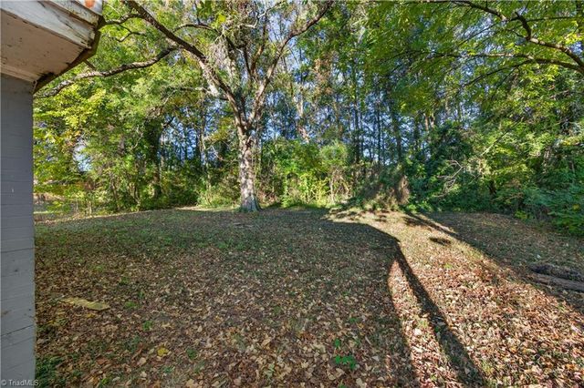 1213 Lolly Lane, Greensboro, NC 27405