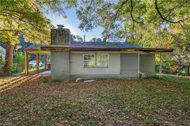 1213 Lolly Lane, Greensboro, NC 27405