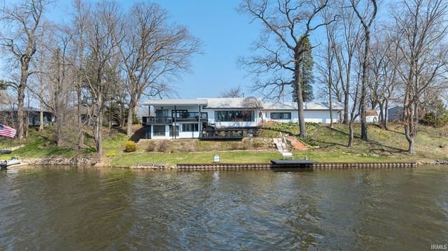 21792 County Road 10, Elkhart, IN 46514