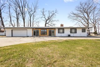 21792 County Road 10, Elkhart, IN 46514