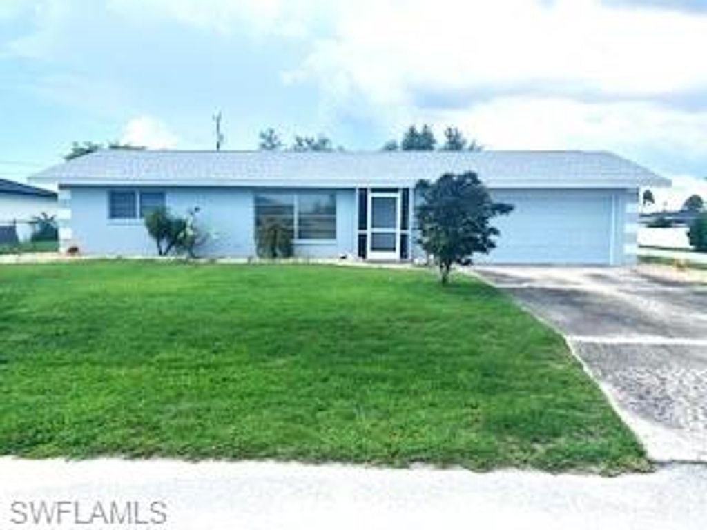 1223 SE 25th TER, Cape Coral, FL 33904