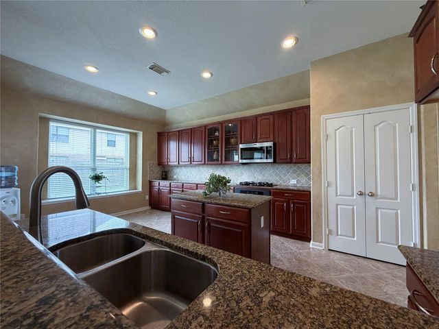 6722 Charlton Street, Sugar Land, TX 77479