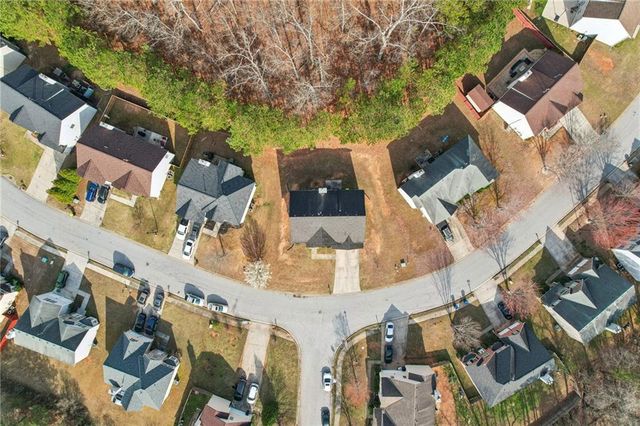 3308 Hunting Creek Pass, Douglasville, GA 30135