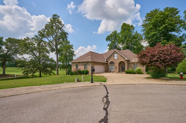 413 Founders Ct, Springfield, TN 37172