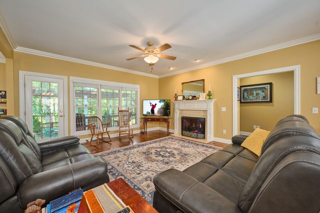 413 Founders Ct, Springfield, TN 37172