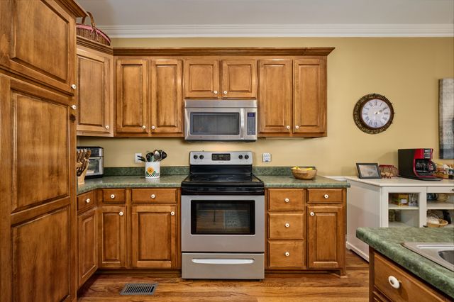 413 Founders Ct, Springfield, TN 37172