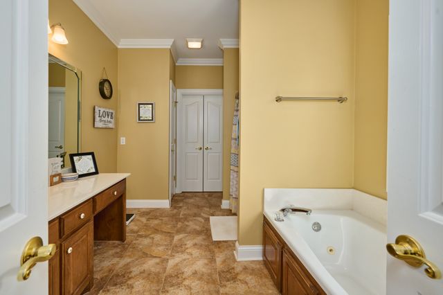 413 Founders Ct, Springfield, TN 37172