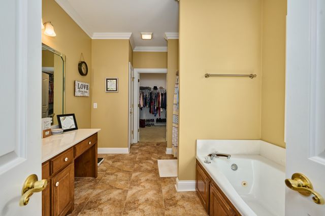 413 Founders Ct, Springfield, TN 37172