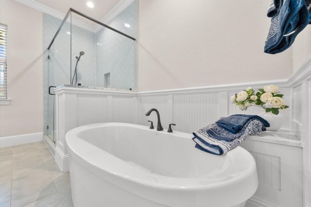 118 Stadium Drive, Sugar Land, TX 77498