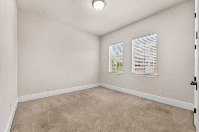 118 Stadium Drive, Sugar Land, TX 77498