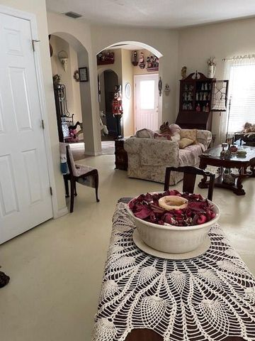 2834 PANKAW LANE, Valrico, FL 33596