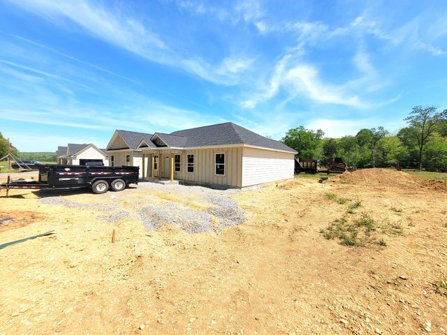1588 Gilliam Hollow Rd, Dickson, TN 37055