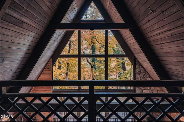 1330 N Baden Drive, Gatlinburg, TN 37738