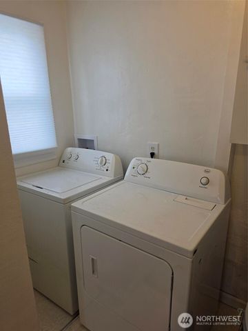 1720 Snyder Avenue, Bremerton, WA 98312