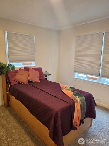 1720 Snyder Avenue, Bremerton, WA 98312