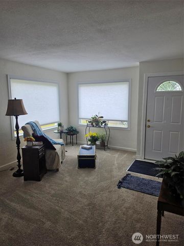 1720 Snyder Avenue, Bremerton, WA 98312