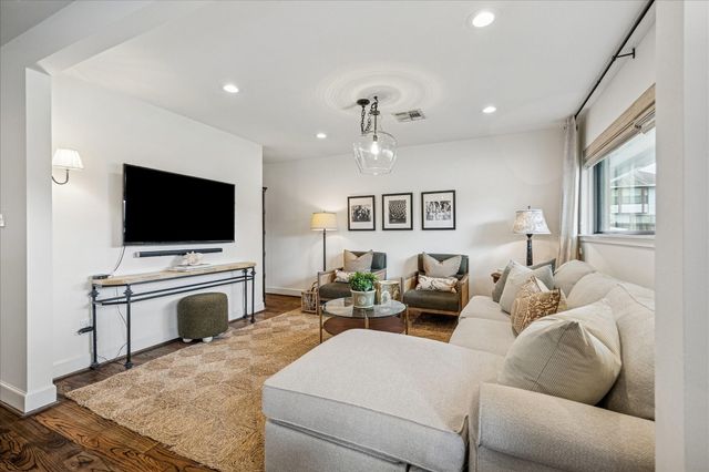 1607 Haverhill Drive, Houston, TX 77008