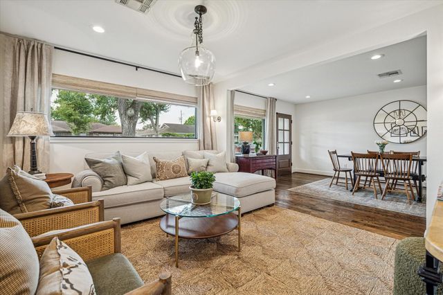 1607 Haverhill Drive, Houston, TX 77008