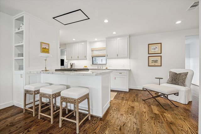 1607 Haverhill Drive, Houston, TX 77008