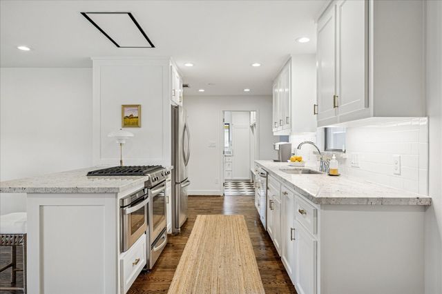 1607 Haverhill Drive, Houston, TX 77008