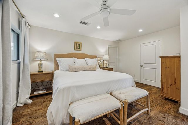 1607 Haverhill Drive, Houston, TX 77008