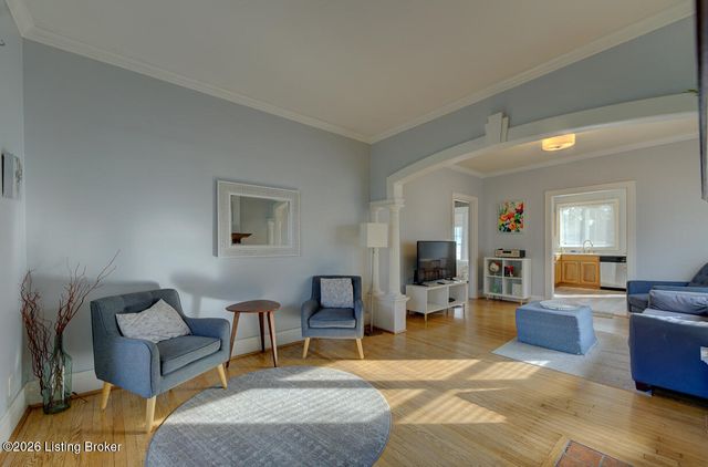 215 Pennsylvania Ave, Louisville, KY 40206