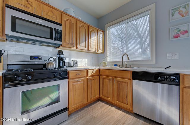 215 Pennsylvania Ave, Louisville, KY 40206