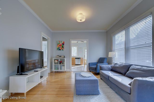 215 Pennsylvania Ave, Louisville, KY 40206