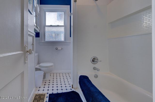 215 Pennsylvania Ave, Louisville, KY 40206