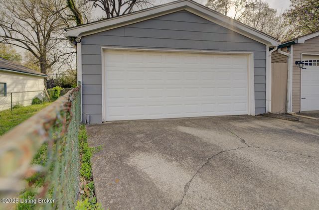 215 Pennsylvania Ave, Louisville, KY 40206